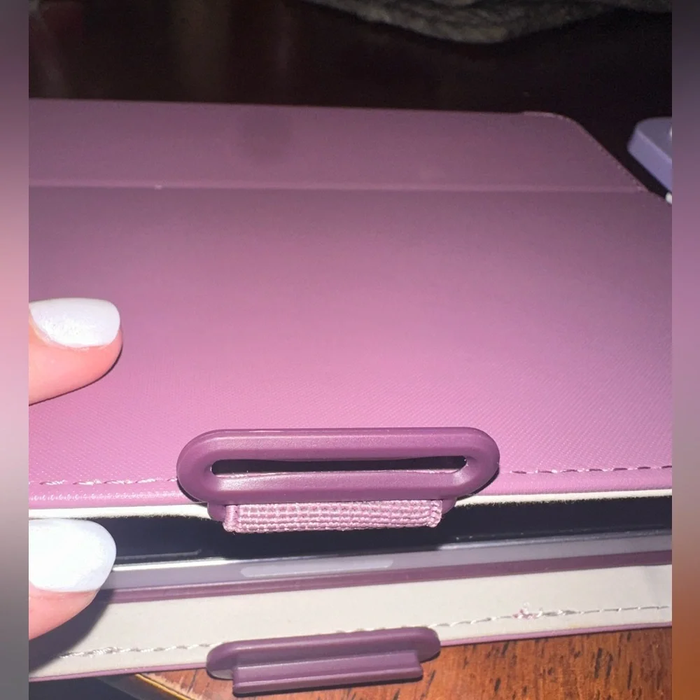 Speck Lavender Tablet Cover fits iPad Air 11-inch